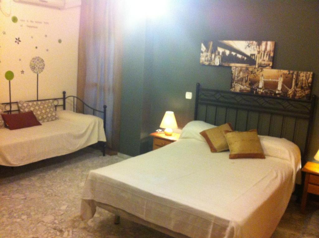 Hostal Neptuno กาเซเรส ห้อง รูปภาพ