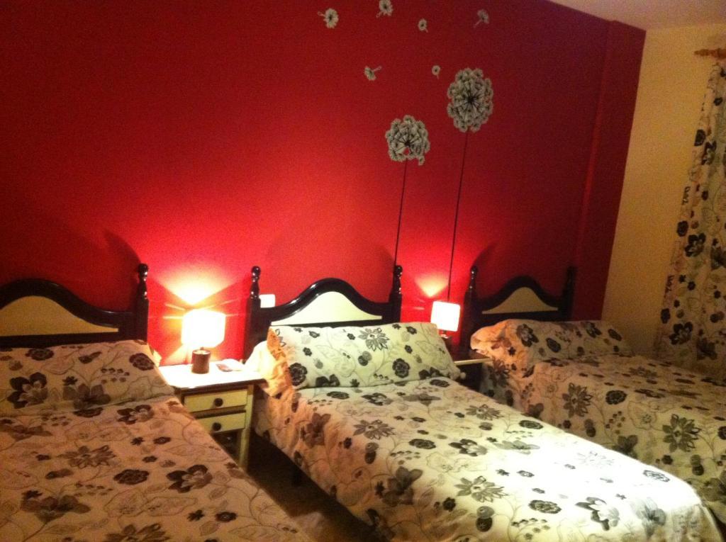 Hostal Neptuno กาเซเรส ห้อง รูปภาพ
